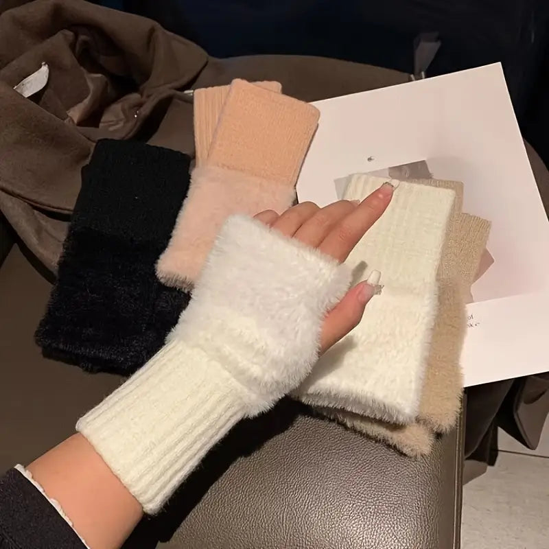 Winter Knit Fingerless Mittens!