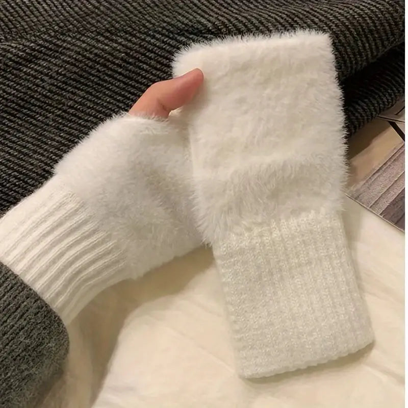 Winter Knit Fingerless Mittens!